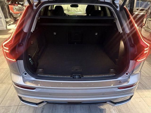 Gebraucht Volvo XC60 Plus 250 PS (183 kW) 2025 Bright dusk SUV