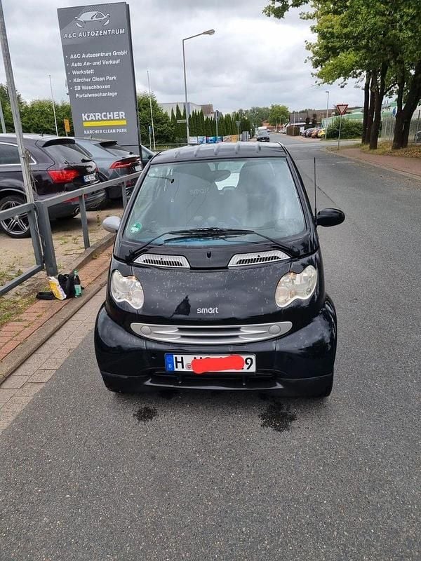 Schwarz Gebraucht 2001 Smart ForTwo Coupé Passion Coupé | 1.500 € (Fairer Preis) - Bild 1/1