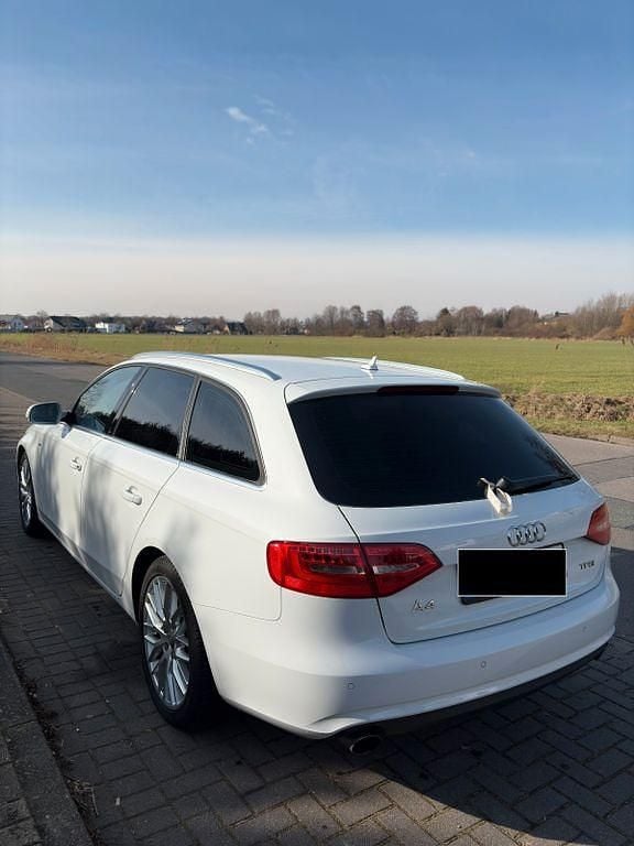 Gebraucht Audi A4 S-Line 170 PS (125 kW) 2014 Weiß Kombi