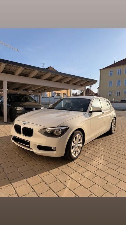 Gebraucht BMW 116 116 PS (85 kW) 2014 Weiß Kleinwagen
