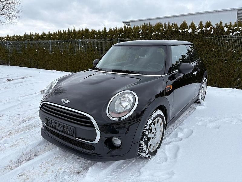 Schwarz Gebraucht 2017 Mini One D Kleinwagen | 5.990 € (Guter Preis) - Bild 1/4