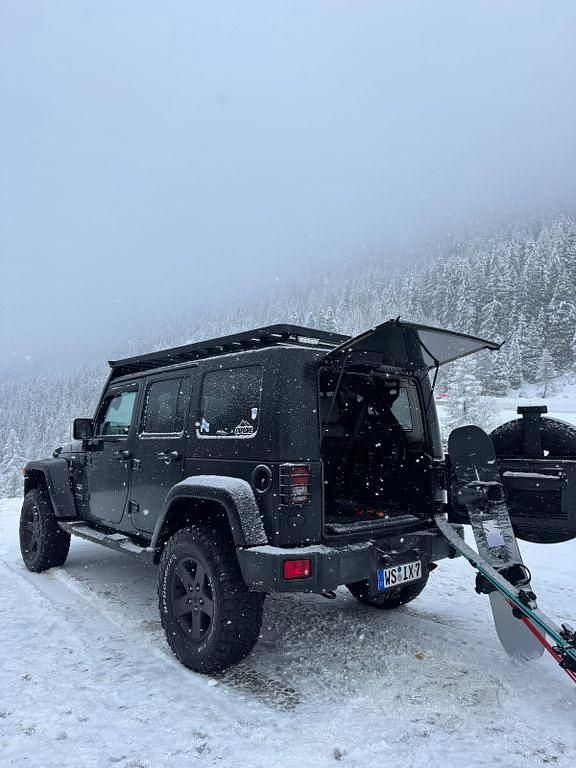 Gebraucht Jeep Wrangler Sahara 177 PS (130 kW) 2007 Schwarz SUV