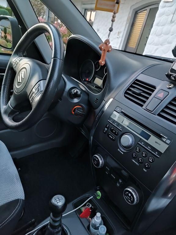 Gebraucht Suzuki SX4 Limited 135 PS (99 kW) 2010 Grün SUV