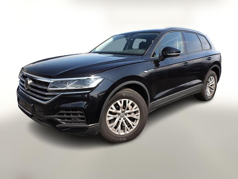 Deep black perleffekt Gebraucht 2019 VW Touareg SUV | 35.071 € (Superpreis) - Bild 1/4
