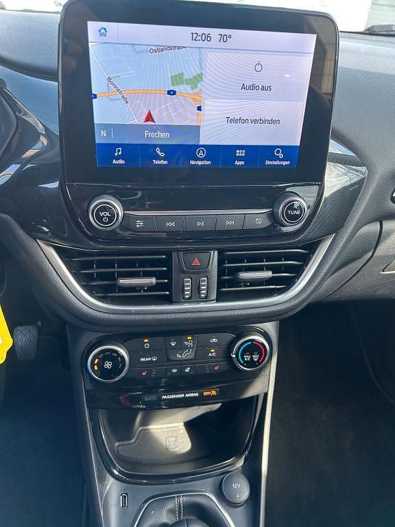 Gebraucht Ford Puma Titanium 125 PS (91 kW) 2023 Silber SUV