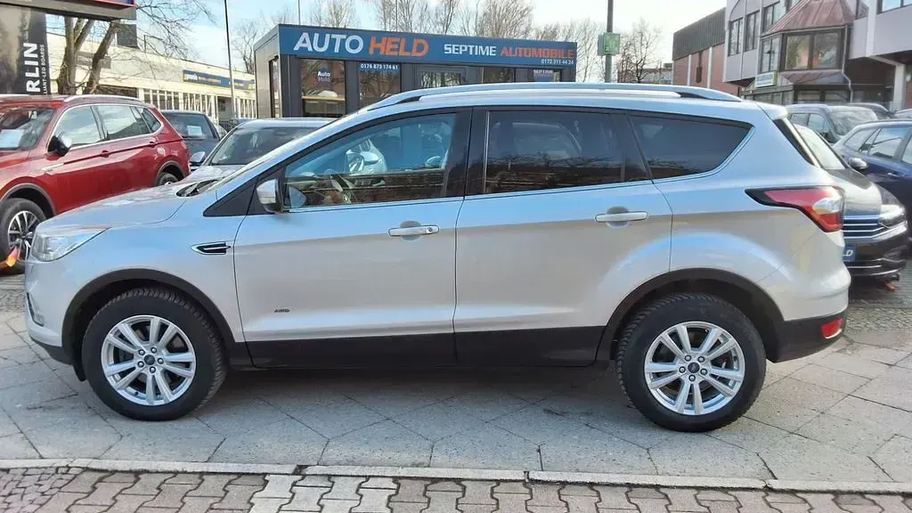 Usado Ford Kuga Titanium 179 HP (131 kW) 2017 Other SUV