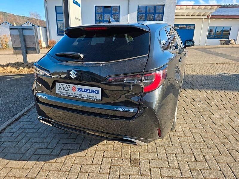 Gebraucht Suzuki Swace Comfort 98 PS (72 kW) 2023 Black mica metallic (metallic) Kombi