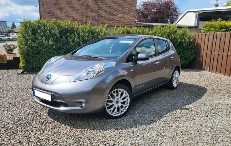 Silber Gebraucht 2016 Nissan Leaf Acenta Kleinwagen | 8.200 € (Fairer Preis) - Bild 1/4