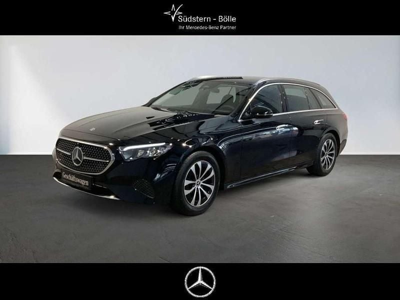Unilack schwarz Gebraucht 2025 Mercedes E220 Avantgarde Kombi | 52.990 € (Fairer Preis) - Bild 1/4