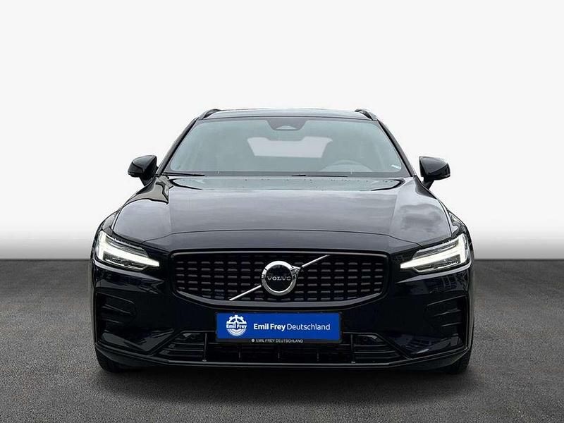 Gebraucht Volvo V60 Plus 197 PS (144 kW) 2024 Schwarz Kombi