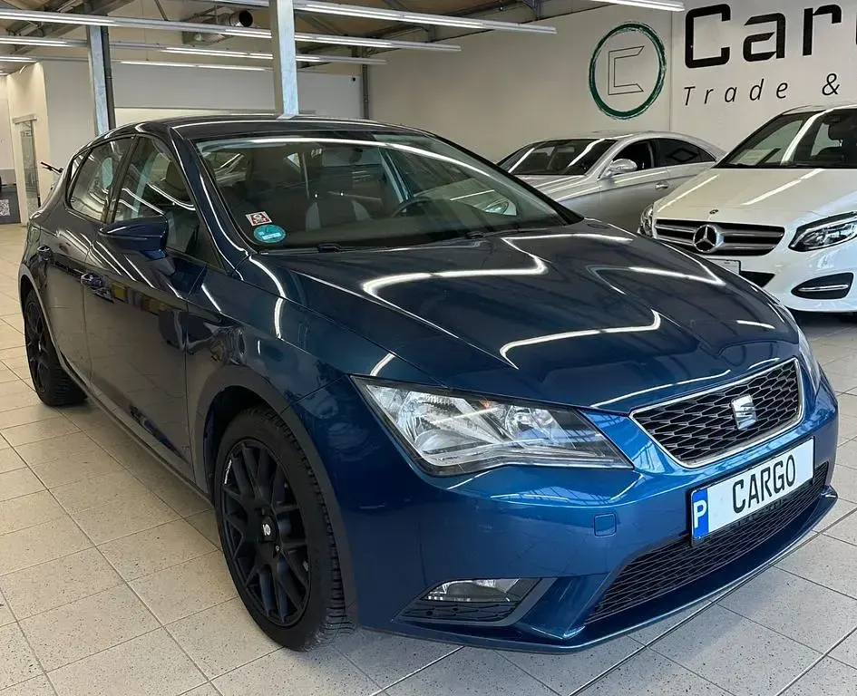 Gebraucht Seat Leon Reference 110 PS (80 kW) 2016 Blau Limousine