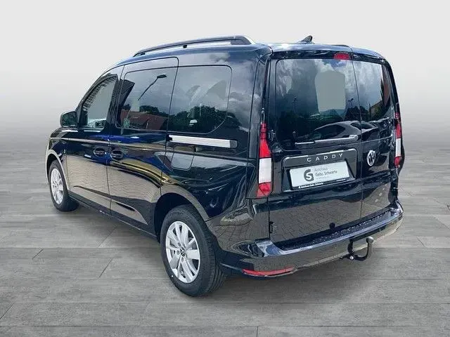 Gebraucht VW Caddy Life 116 PS (85 kW) 2026 Schwarz Van / Kleinbus