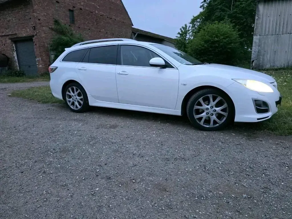 Gebraucht Mazda 6 180 PS (132 kW) 2011 Weiß Kombi