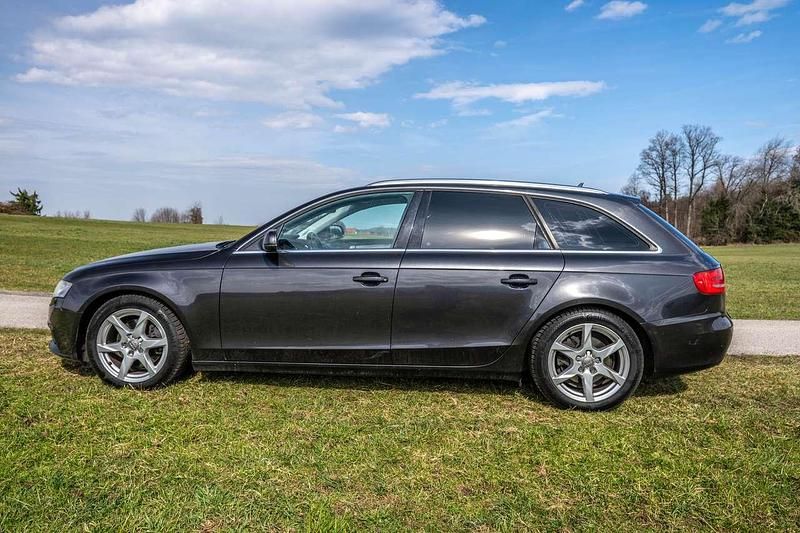 Gebraucht Audi A4 Ambition 143 PS (105 kW) 2010 Schwarz Kombi