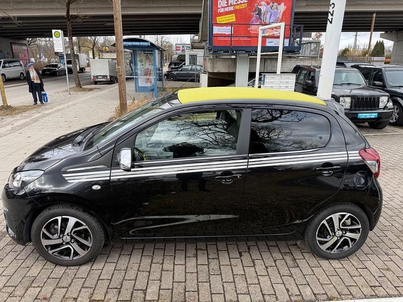 Gebraucht Peugeot 108 Top! Collection 72 PS (52 kW) 2020 Schwarz Limousine