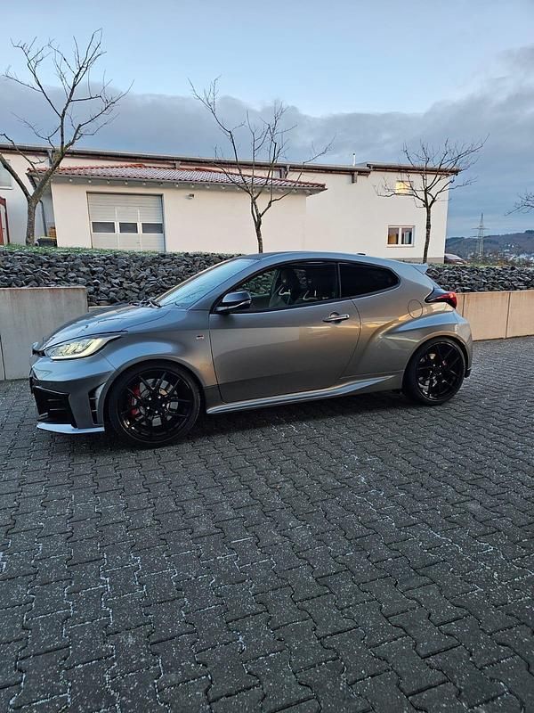 Gebraucht Toyota Yaris 280 PS (205 kW) 2024 Grau