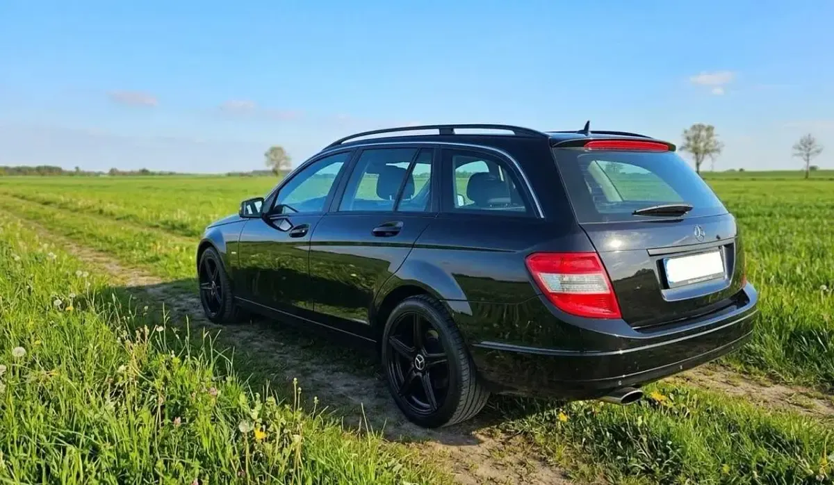 Gebraucht Mercedes C220 Edition 170 PS (125 kW) 2010 Schwarz Kombi