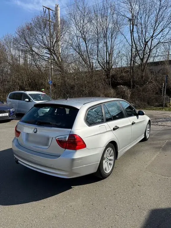 Gebraucht BMW 320 177 PS (130 kW) 2006 Grau Kombi
