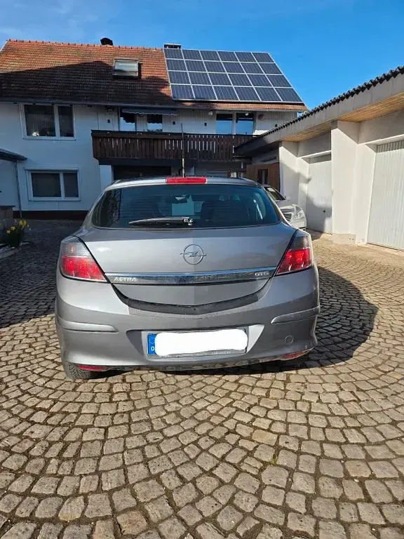 Gebraucht Opel Astra GTC 125 PS (91 kW) 2005 Grau Coupé