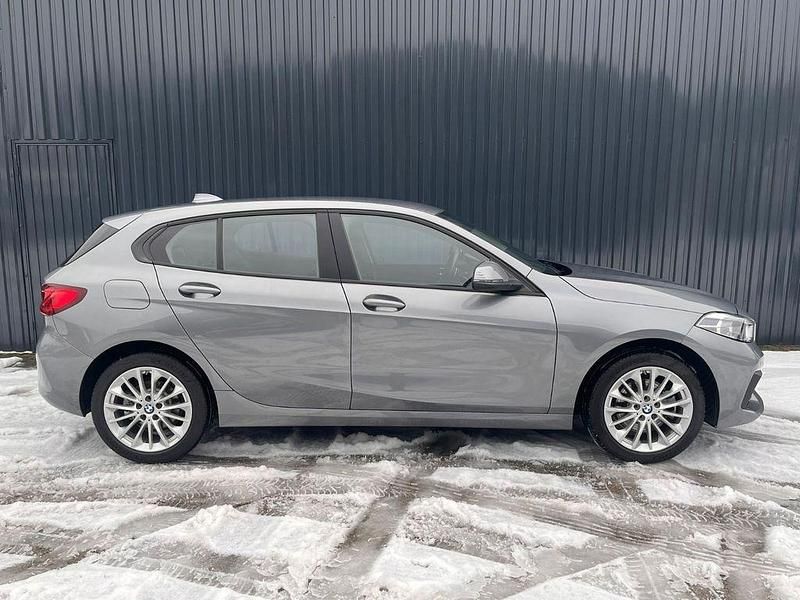 Gebraucht BMW 118 150 PS (110 kW) 2024 Grau Kleinwagen