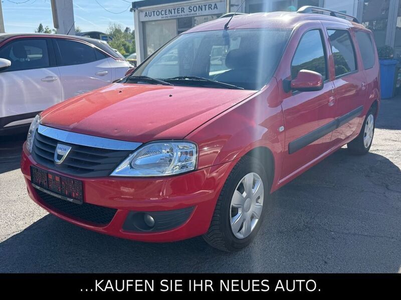 Rot Gebraucht 2009 Dacia Logan MCV Lauréate Kombi | 2.290 € - Bild 1/4