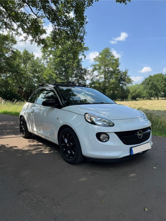 Weiß Gebraucht 2018 Opel Adam Kleinwagen | 10.450 € (Fairer Preis) - Bild 1/4