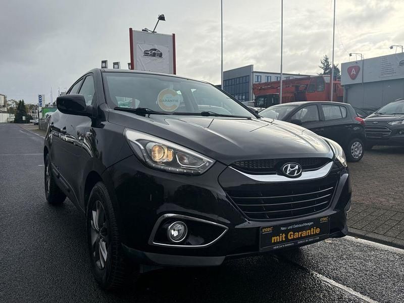 Schwarz Gebraucht 2013 Hyundai ix35 SUV | 8.999 € (Guter Preis) - Bild 1/4