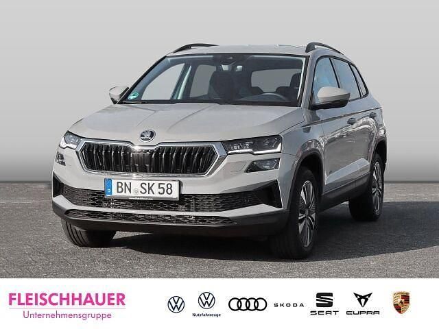 Grau Gebraucht 2025 Skoda Karoq Selection SUV | 34.490 € (Fairer Preis) - Bild 1/2
