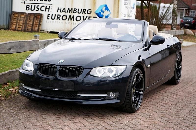 Gebraucht BMW 325 Cabriolet Exclusive 218 PS (160 kW) 2010 Schwarz Cabrio