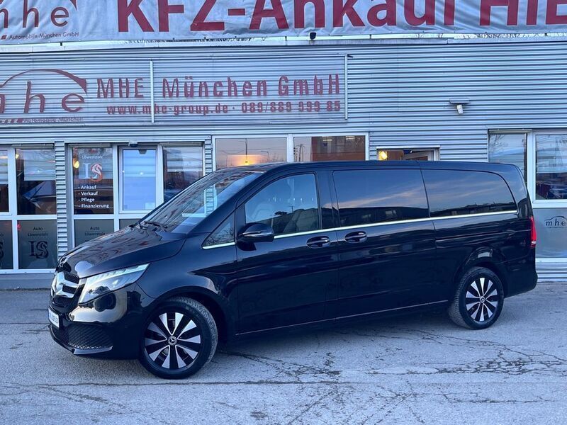 Schwarz Gebraucht 2023 Mercedes V300 Avantgarde Van / Kleinbus | 58.490 € (Superpreis) - Bild 1/4