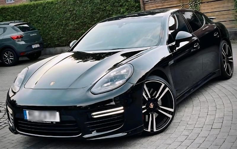 Schwarz Gebraucht 2014 Porsche Panamera GTS Limousine | 29.999 € (Superpreis) - Bild 1/4