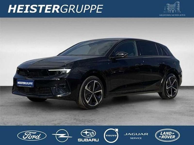 Schwarz (karbon schwarz (metallic)) Gebraucht 2024 Opel Astra Ultimate Limousine | 24.890 € (Fairer Preis) - Bild 1/4