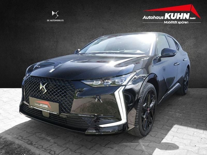 Schwarz Gebraucht 2022 DS Automobiles DS4 Performance Line Plus Limousine | 25.980 € (Fairer Preis) - Bild 1/4