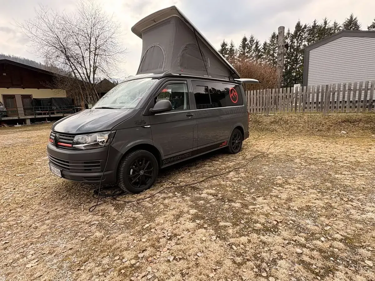 Gebraucht VW California California 102 PS (75 kW) 2018 Grau Van