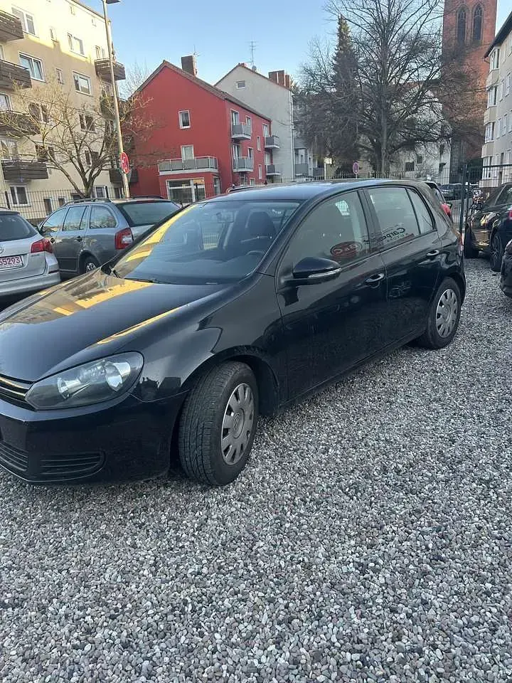 Gebraucht VW Golf VI Trendline 80 PS (58 kW) 2011 Schwarz Kleinwagen