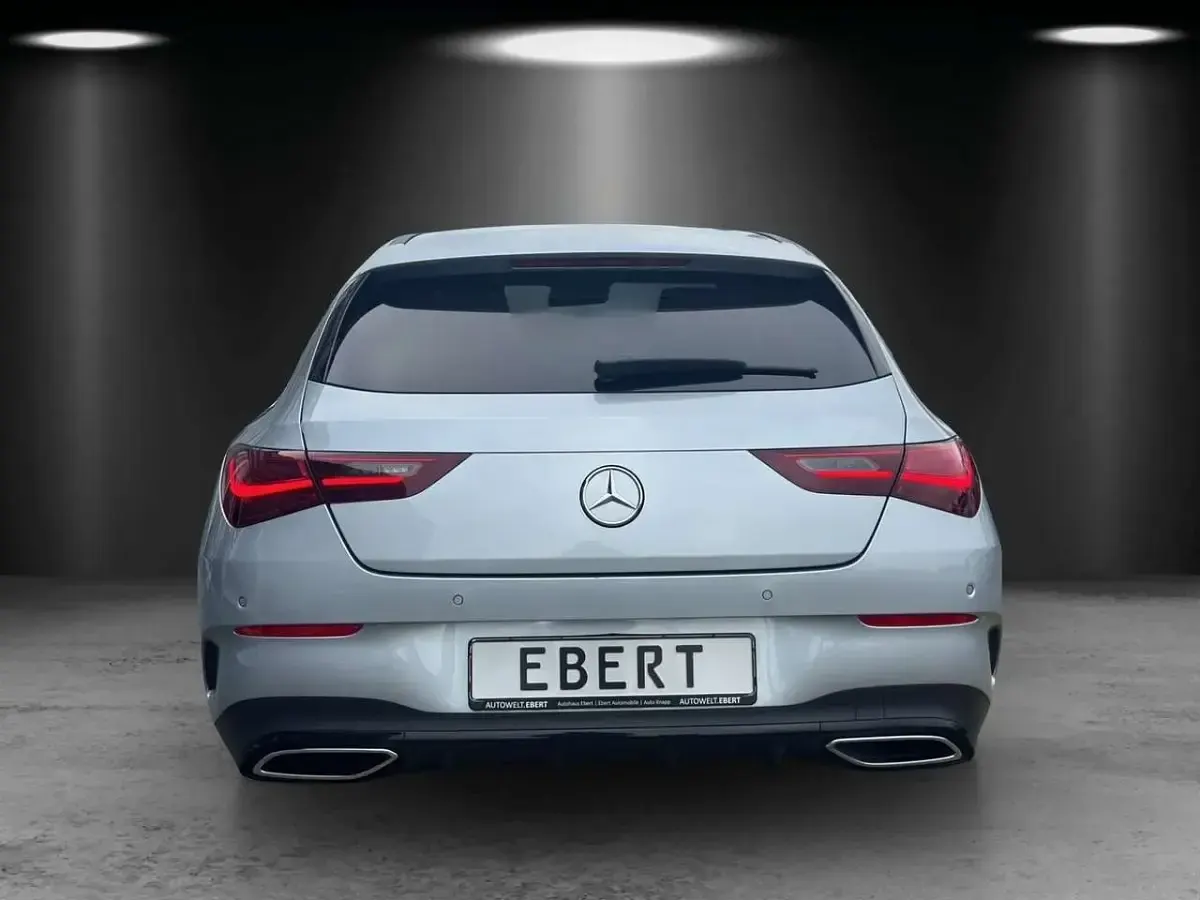 Gebraucht Mercedes CLA200 AMG 150 PS (110 kW) 2024 Hightechsilber Coupé