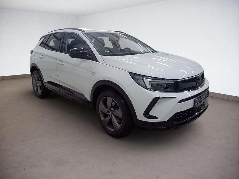 Gebraucht Opel Grandland X 131 PS (96 kW) 2025 Weiß SUV