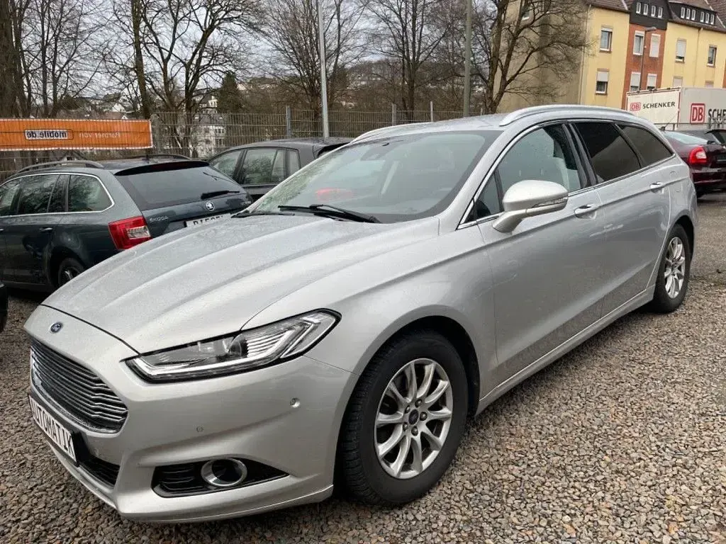 Gebraucht Ford Mondeo 179 PS (131 kW) 2017 Silber Limousine