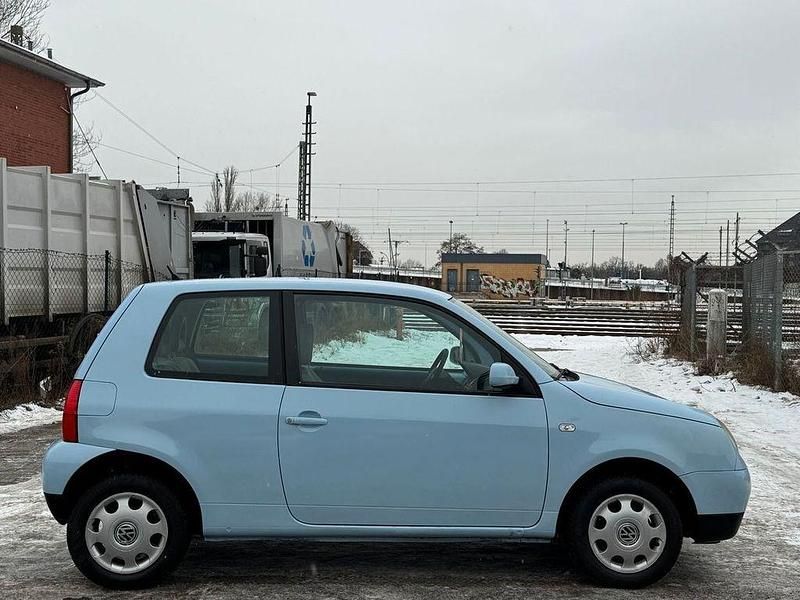 Gebraucht VW Lupo 75 PS (55 kW) 2001 Blau Kleinwagen