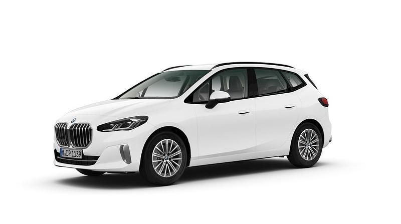 Gebraucht 2025 BMW 220 Active Tourer Comfort Edition Van / Kleinbus | 33.801 € (Guter Preis) - Bild 1/2