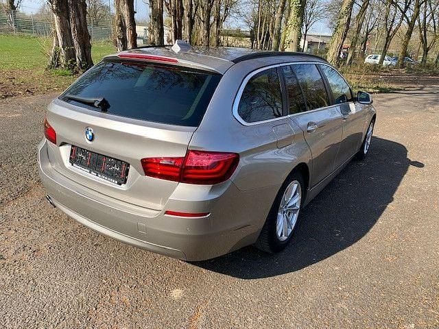 Gebraucht BMW 525 Performance 218 PS (160 kW) 2016 Silber Kombi