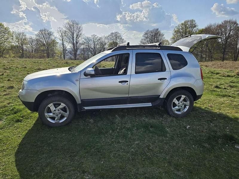Gebraucht Dacia Duster Lauréate 107 PS (78 kW) 2010 Grau SUV