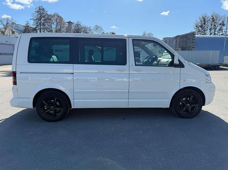 Gebraucht VW Multivan United 174 PS (127 kW) 2008 Weiß Van / Kleinbus