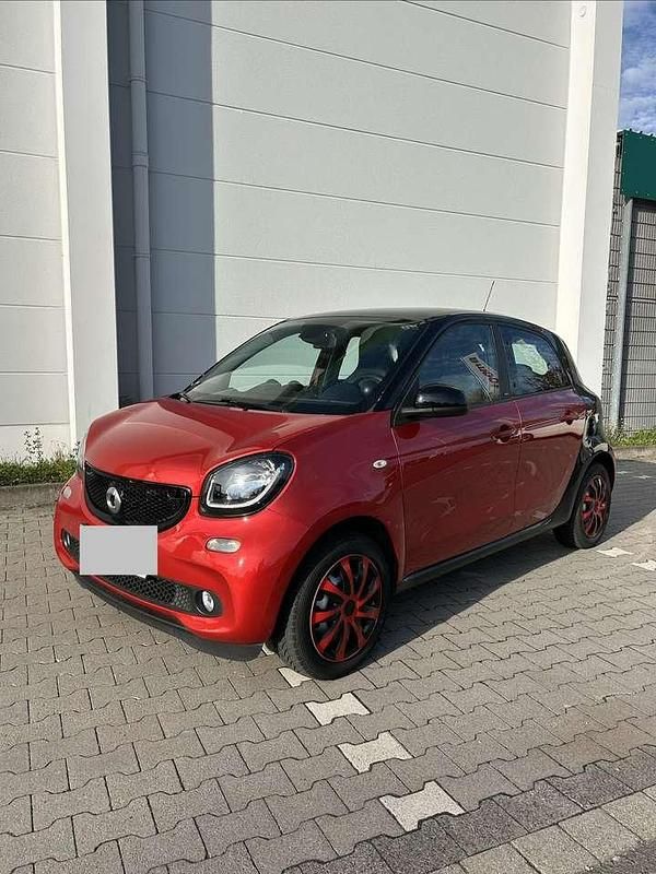 Gebraucht Smart ForFour Basis 71 PS (52 kW) 2017 Rot Kleinwagen