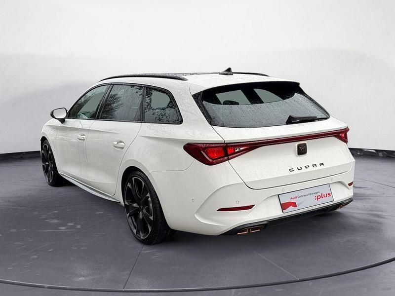 Gebraucht Cupra Leon VZ 245 PS (180 kW) 2022 Weiß Limousine