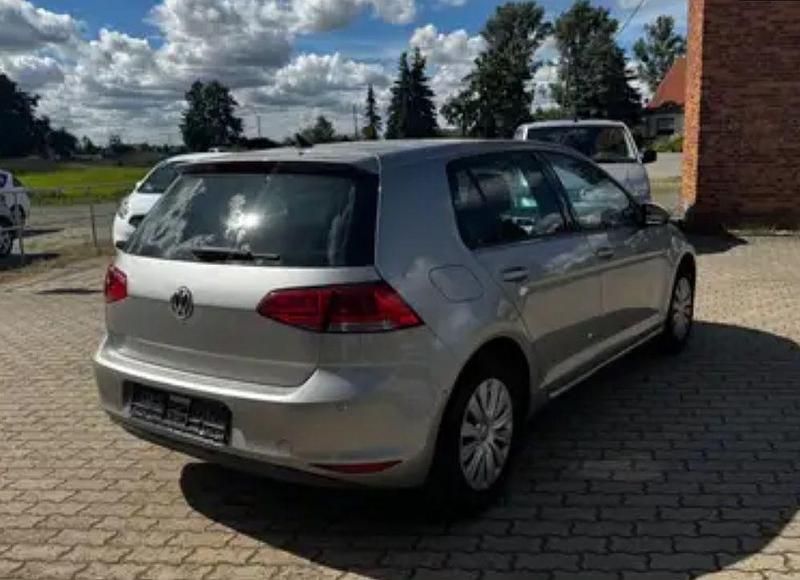 Gebraucht VW Golf VII Trendline 86 PS (63 kW) 2013 Silber Limousine