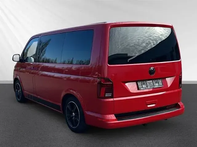 Gebraucht VW Multivan Comfortline 150 PS (110 kW) 2018 Rot Van / Kleinbus