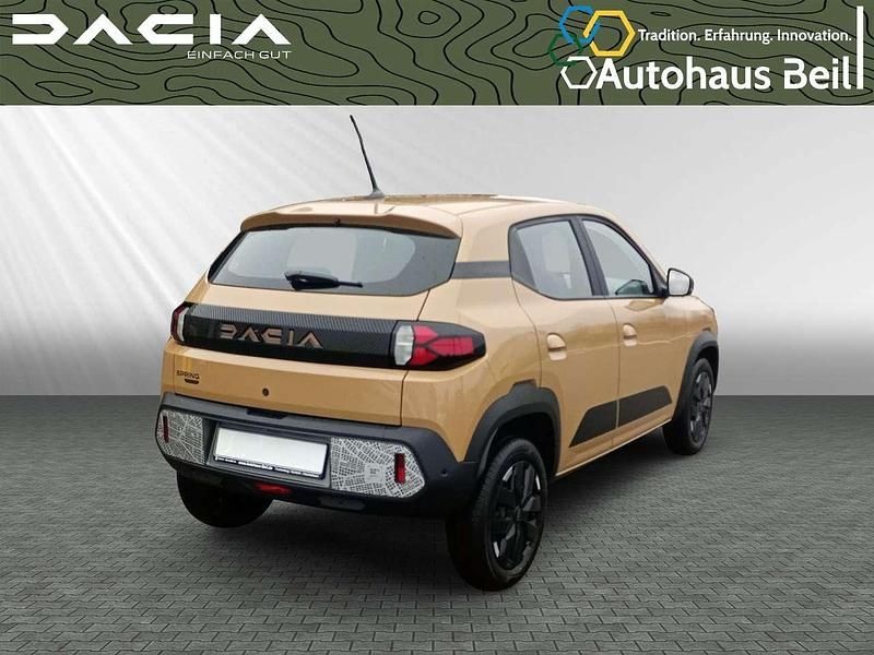 Neu Dacia Spring Extreme 19 kW (26 PS) 2025 Safaribeige Kleinwagen