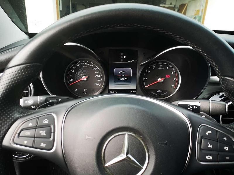 Gebraucht Mercedes C350e Avantgarde 211 PS (155 kW) 2017 Kombi