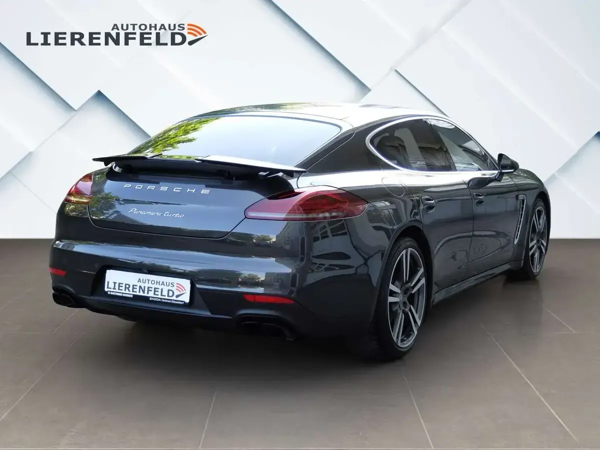 Gebraucht Porsche Panamera Turbo 519 PS (381 kW) 2014 Carbongrau Kleinwagen
